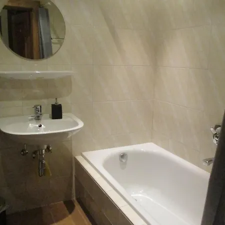 Apartment Haus Sonnbichl 3 *